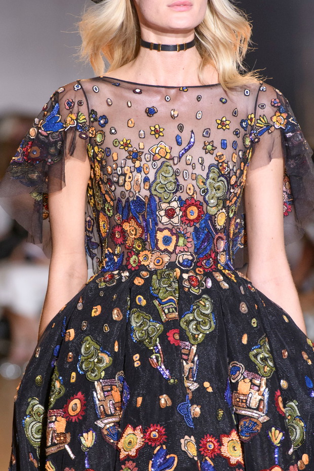 Zuhair Murad haute couture jesień-zima 2016/2017 - detale, fot. Imaxtree