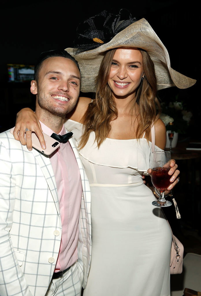 Josephine Skriver i Alex DeLeon są zaręczeni