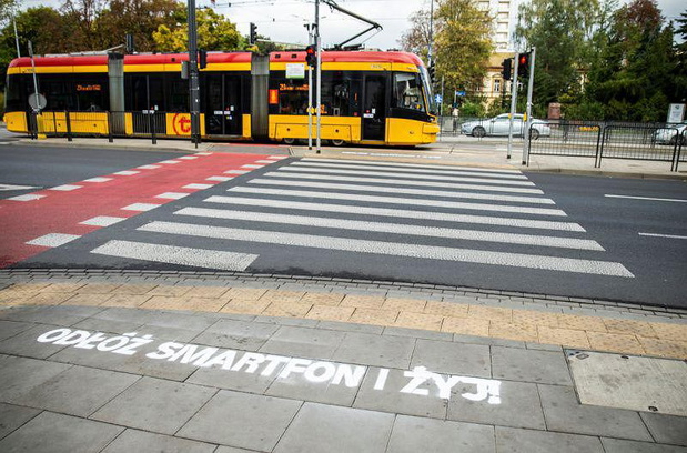 odloz-smartfon-i-zyj-kampania-spoleczna-5a43897