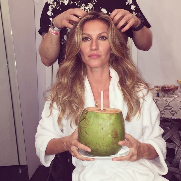 Fit porady Gisele Bündchen - woda kokosowa