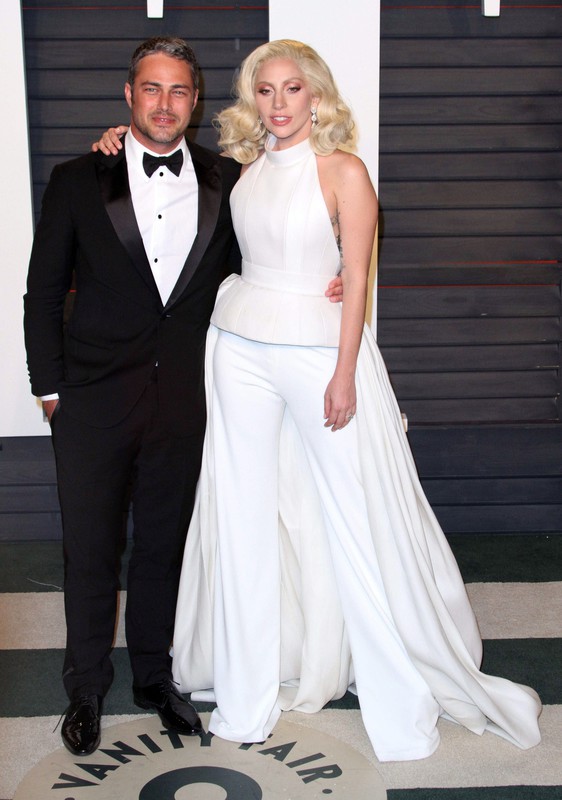 Lady Gaga i Taylor Kinney na Vanity Fair Oscar Party, 2016 rok, fot. East News