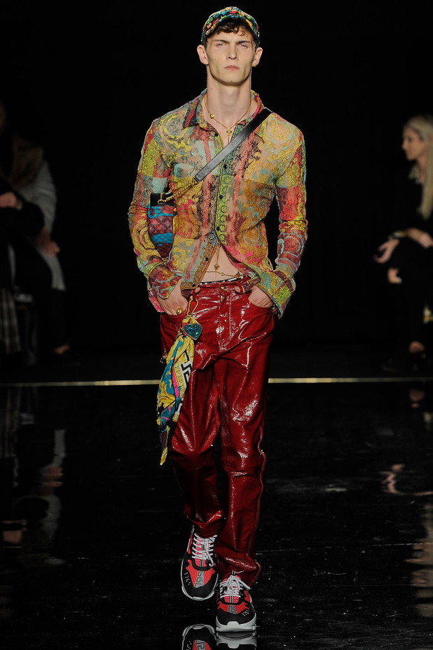 Pokaz Versace Pre-Fall 2019