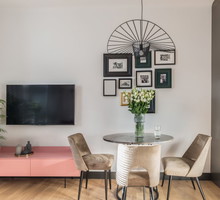 Kawalerka na warszawskiej Woli, projekt: Decoroom