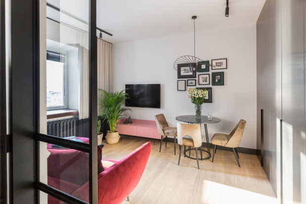 kawalerka-na-warszawskiej-woli-projekt-decoroom6-4dc20ea