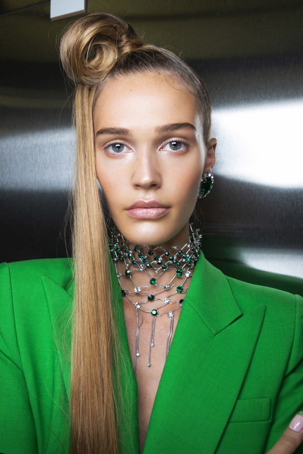 Modna fryzura