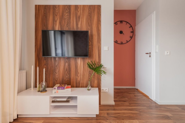 Mieszkanie w kolorze roku 2019 - Living Coral, projekt: pracownia KODO