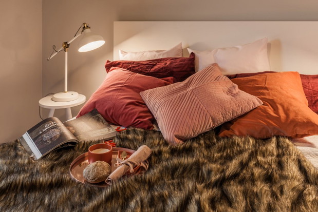 Mieszkanie w kolorze roku 2019 - Living Coral, projekt: pracownia KODO