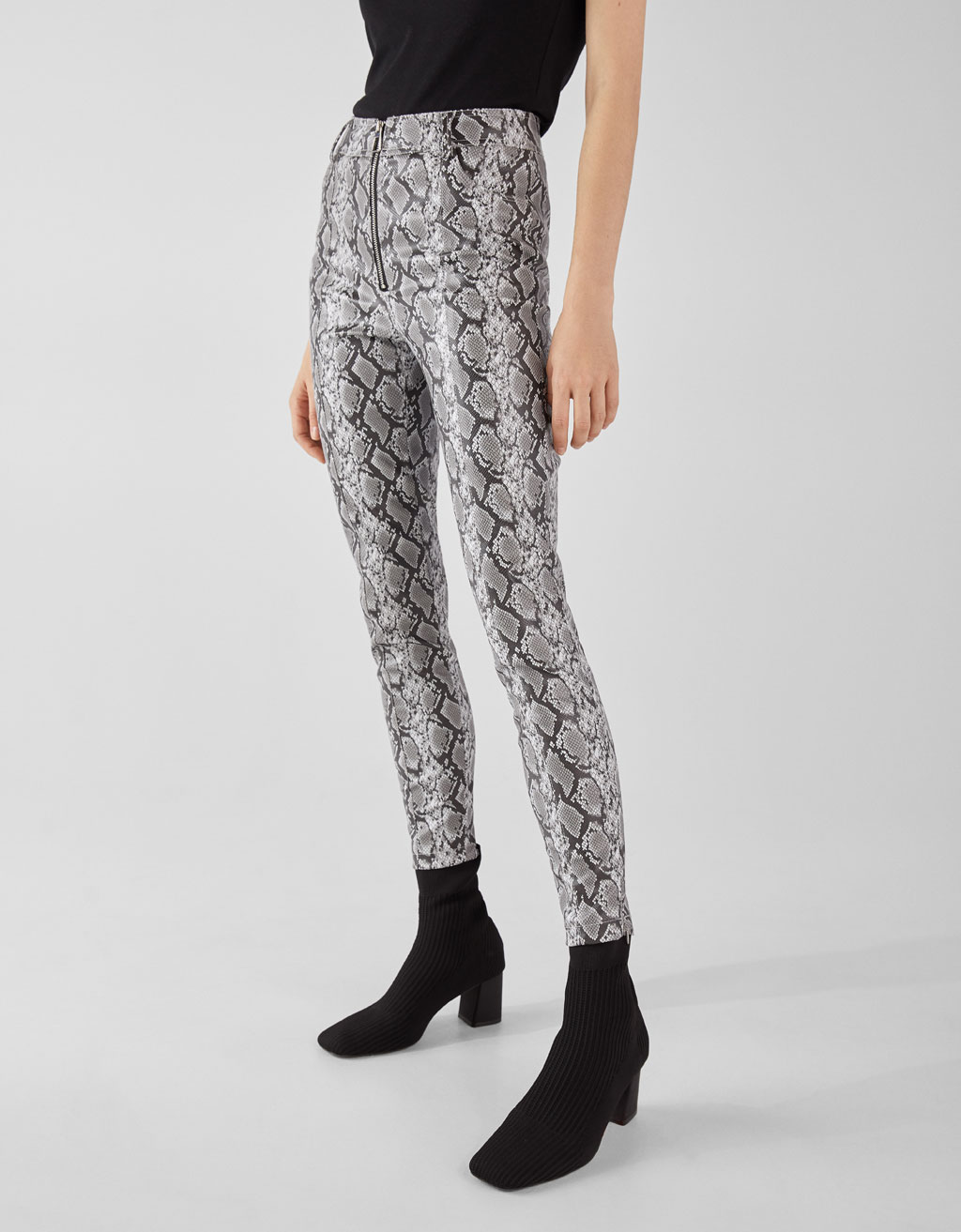 Spodnie Bershka