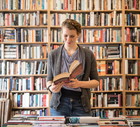 Biblioteka rozdaje książki w Warszawie