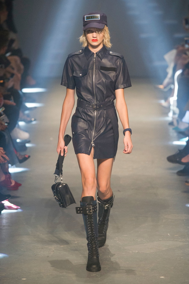 versus-versace-wiosna-lato-201719-dcda273