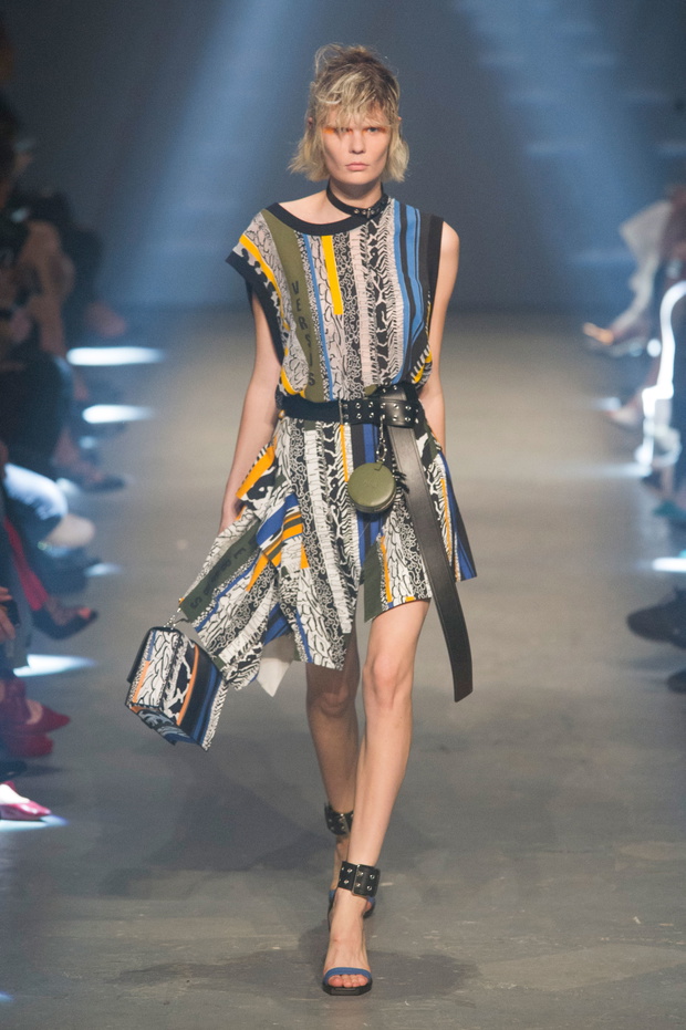 versus-versace-wiosna-lato-201727-c5a90a9