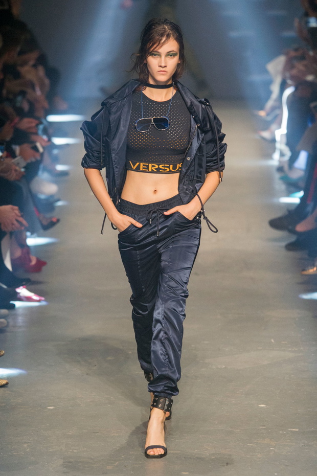 versus-versace-wiosna-lato-201717-dba4680