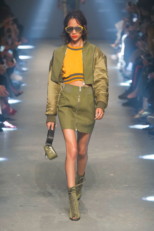 versus-versace-wiosna-lato-201715-2104e76