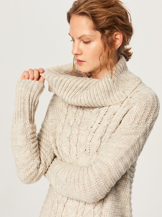 Sweter Reserved