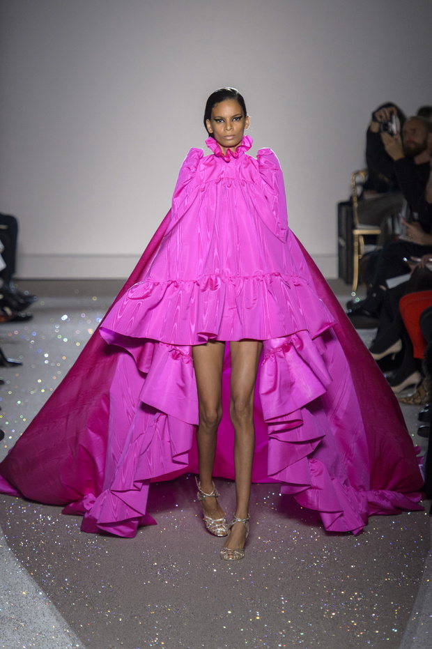 giambattista-valli-ss1943-eaf8792