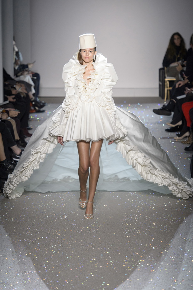 giambattista-valli-ss1950-051f946