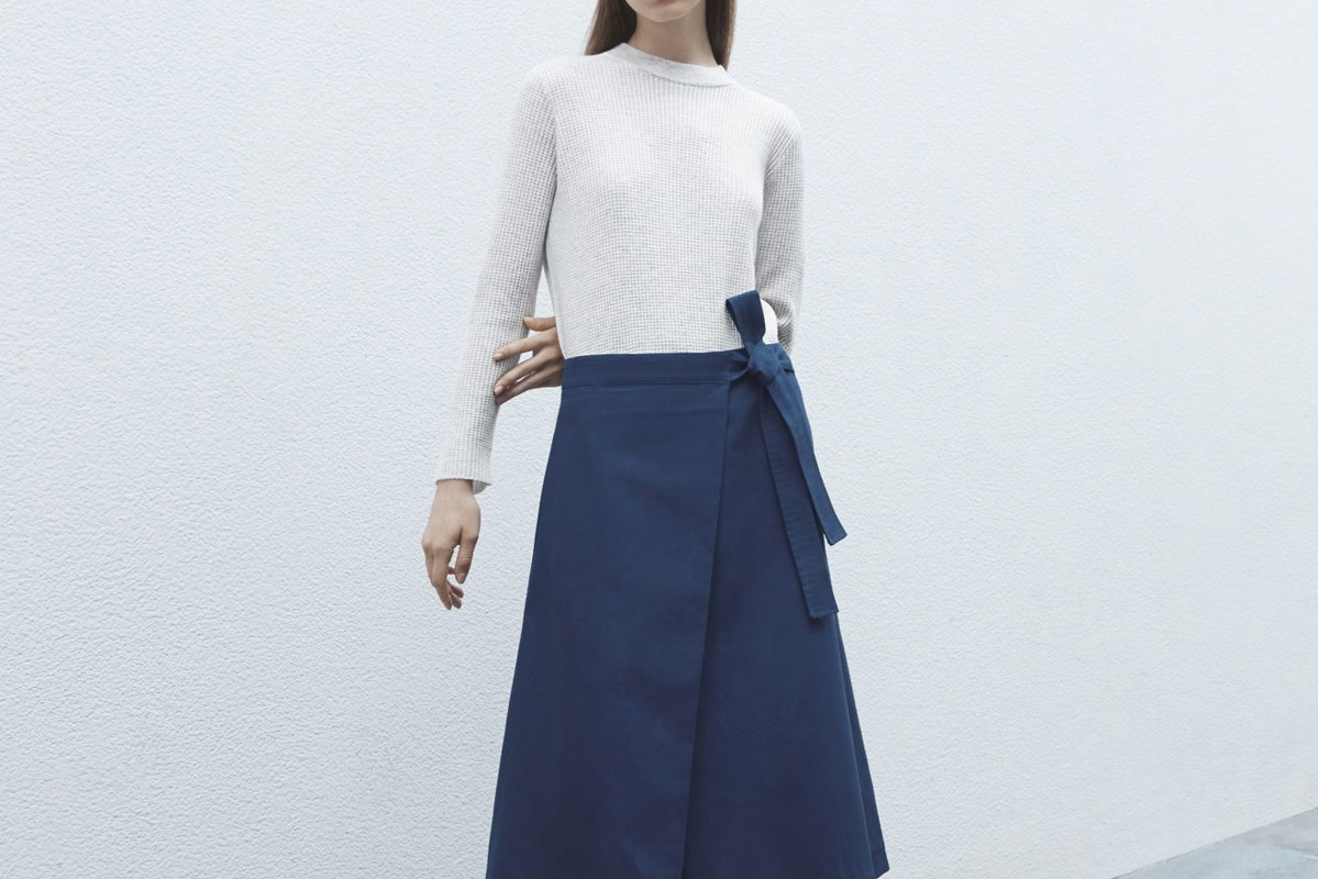 COS × Agnes Martin