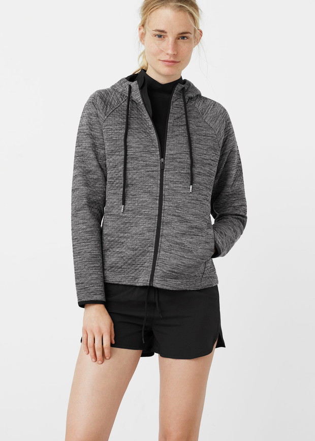 Przegląd kolekcji sportowych jesień-zima 2016/2017, bluza Mango 199.90 zł