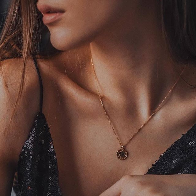 Minimalistyczna biżuteria