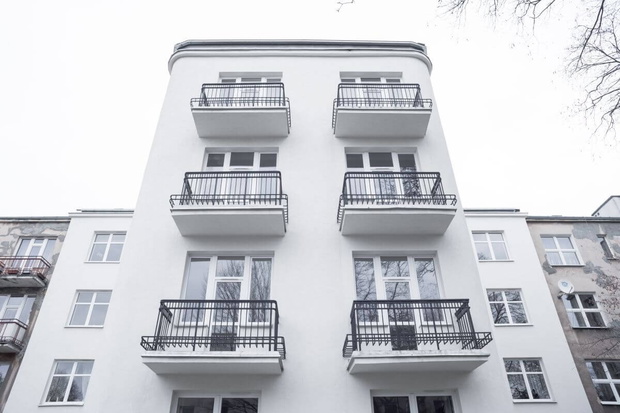biale-mieszkanie-w-warszawskiej-kamienicy18-fb5d1cb