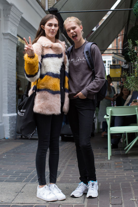 Modne bluzy na jesień 2016 Street Fashion