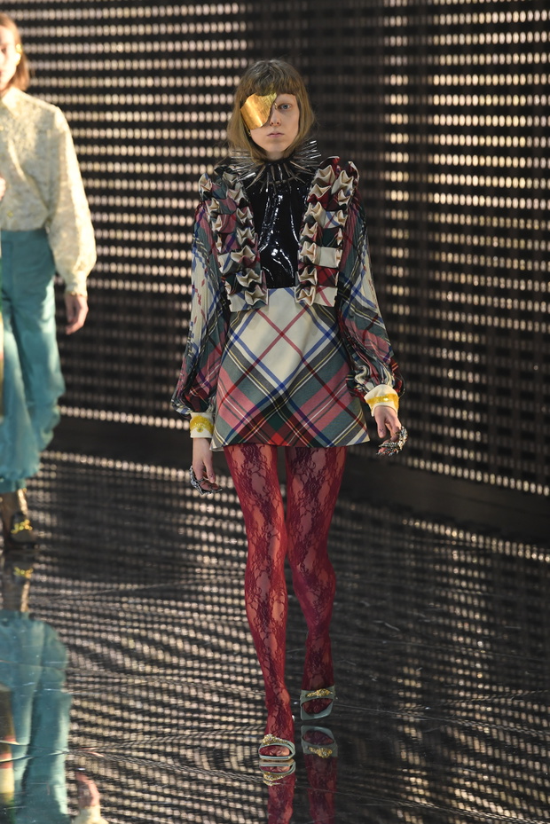 pokaz-gucci-fw1912-c032925