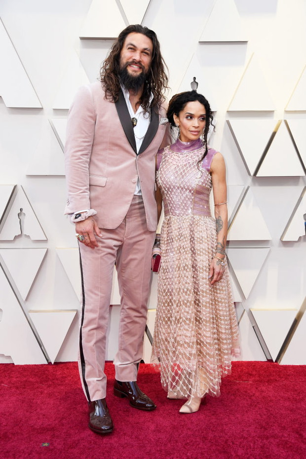 Oscary 2019: Jason Momoa (w Fendi) i Lisa Bonet