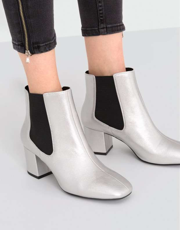 Black Friday: Pull & Bear, buty 142,90 zł ze 179 zł