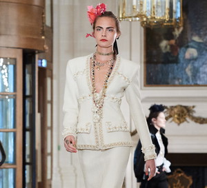 Chanel Métiers d'Art 2016/17