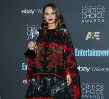 Critics' Choice Awards 2016: Natalie Portman