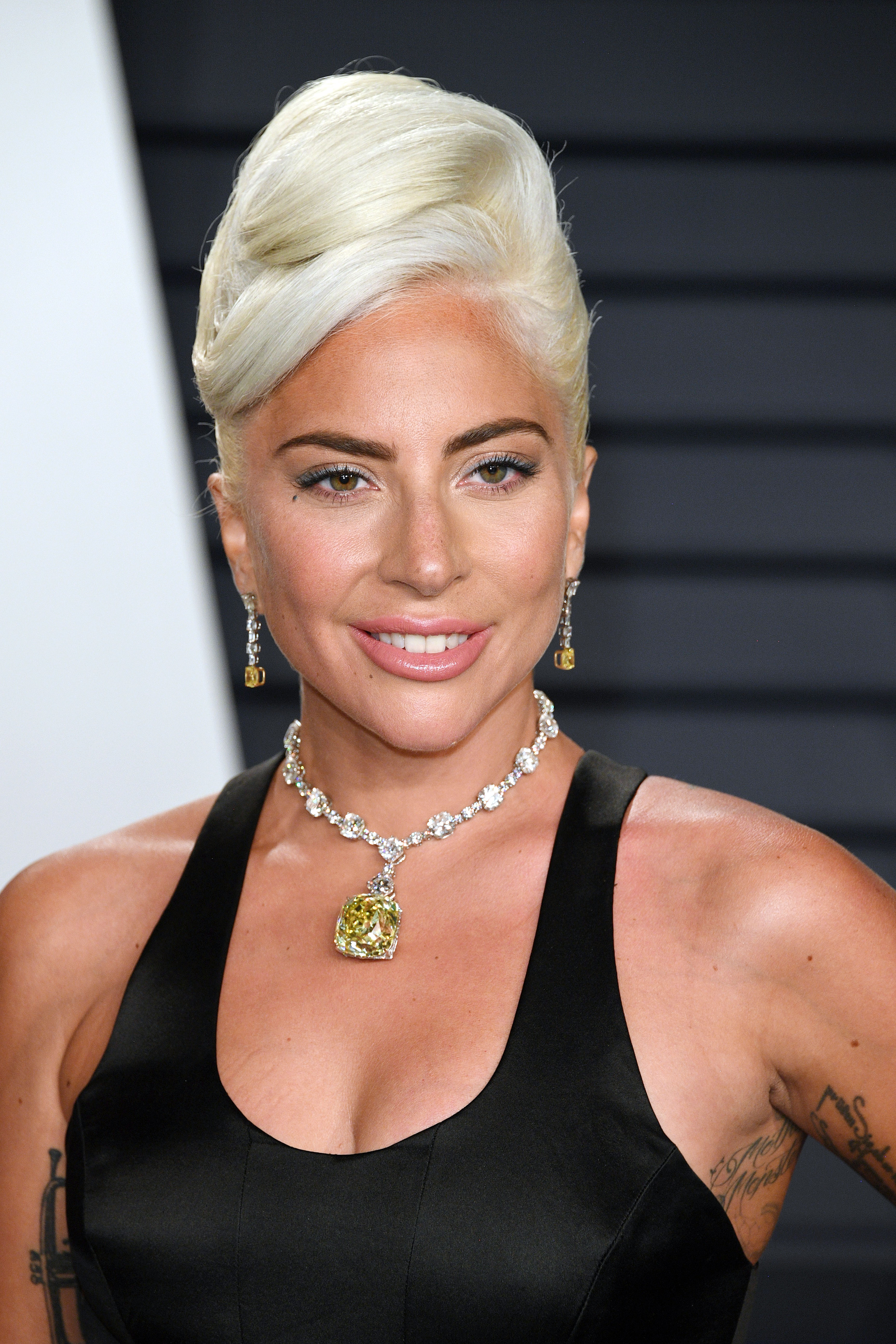 Włosy w kolorze Nordic White, Lady Gaga, 2019 rok