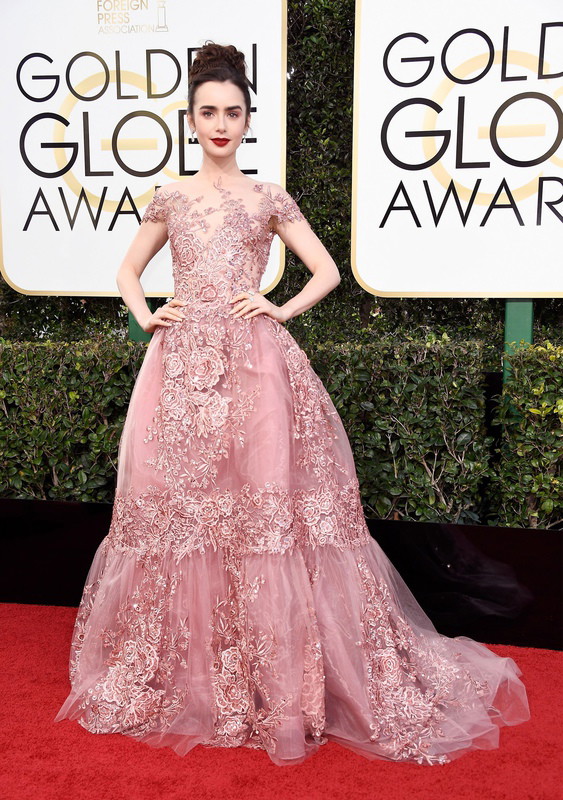 Złote Globy 2017: Lily Collins w sukni Zuhair Murad