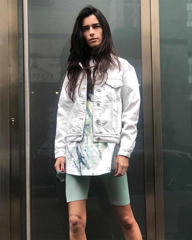 biała katana z Mango na Instagramie