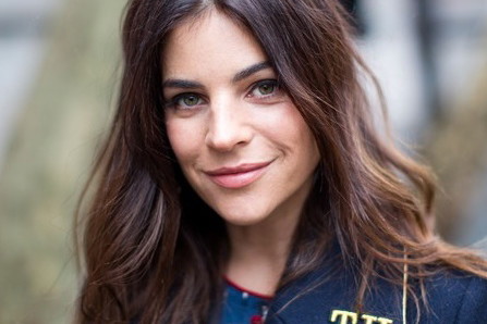 French brown - ten kolor włosów noszą Francuzki: Julia Restoin Roitfeld