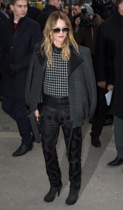 Gwiazdy na pokazach mody haute couture wiosna-lato 2017: Vanessa Paradis na pokazie Chanel