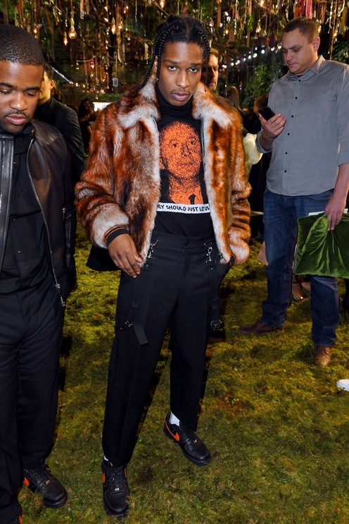 Gwiazdy na pokazach mody haute couture wiosna-lato 2017: A$AP Rocky na pokazie Dior