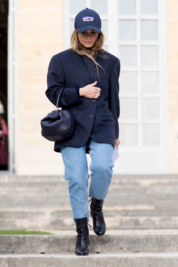 Street fashion: Paris Fashion Week haute couture wiosna 2017