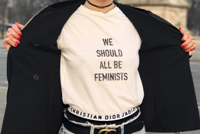 "We should all be Feminists" - najmodniejszy T-shirt sezonu!
