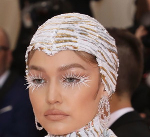 Gigi Hadid na Met Gala 2019