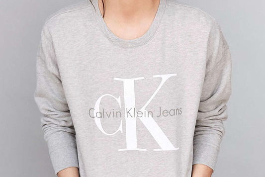 Nowe logo domu mody Calvin Klein