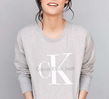 Nowe logo domu mody Calvin Klein