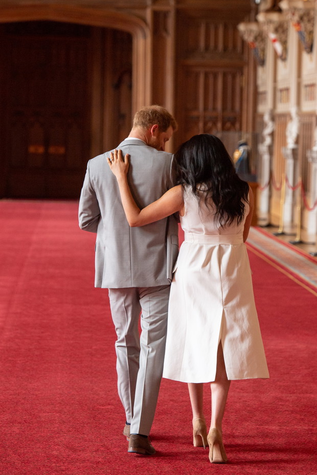 Meghan Markle i książę Harry pokazali syna! Jak wygląda dziecko słynnej pary? ZDJĘCIA