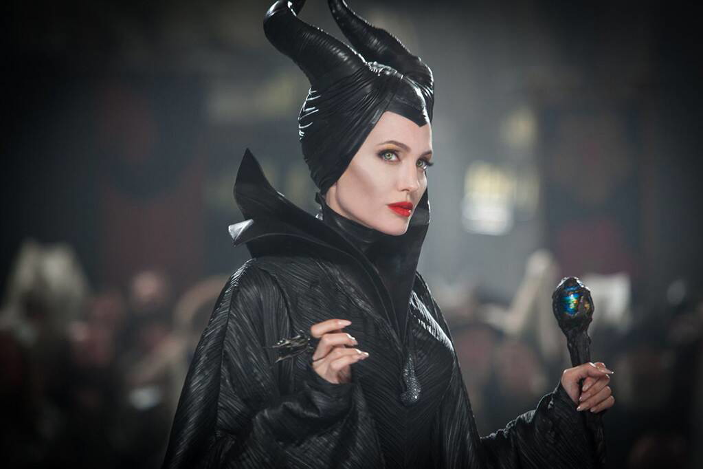 Angelina Jolie w zwiastunie do filmu "Maleficent 2: Mistress of Evil". Jest mrocznie!