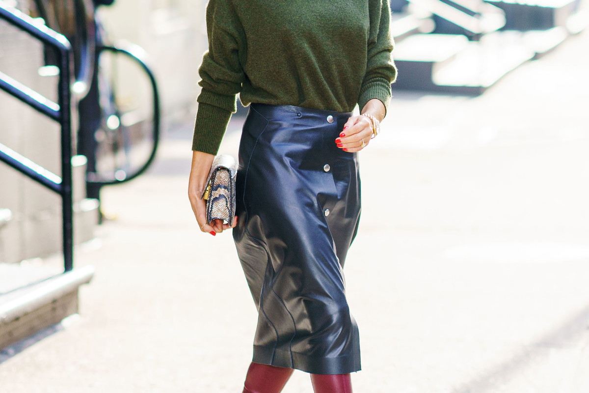 Victoria Beckham w butach odkrywających palce