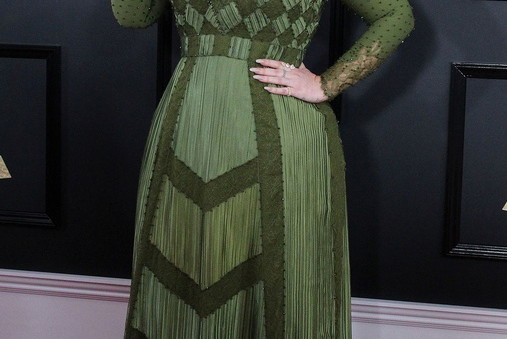 Grammy 2017: Adele w sukni Givenchy Haute Couture