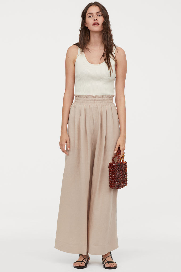 Bezowe spodnie H&M, 149 złotych