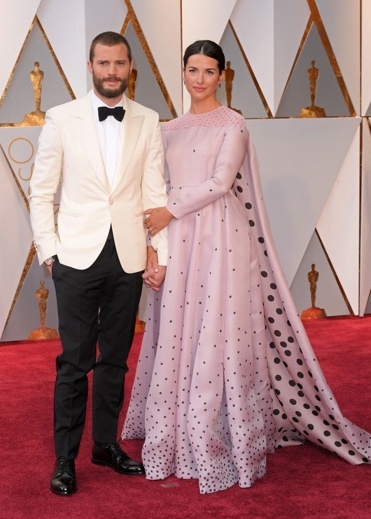 Oscary 2017: Jamie Dornan i Amelia Warner