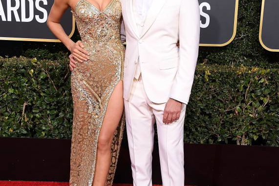 Bradley Cooper i Irina Shayk na rozdaniu Złotych Globów, 2019 rok.