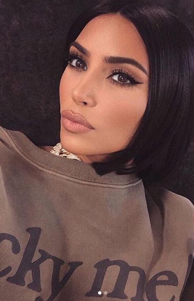 Kim Kardashian pokazała zmiany łuszczycowe na Instagramie