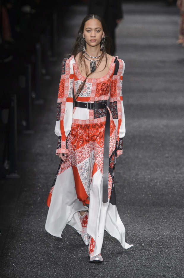 Alexander McQueen jesień-zima 2017/2018